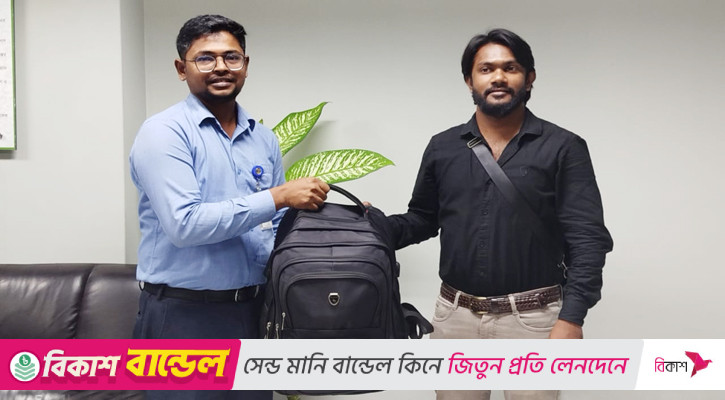 বিদেশি ক্রু’র হারানো ব্যাগ খুঁজে দিলেন বিমানবন্দরের নিরাপত্তা কর্মকর্তা